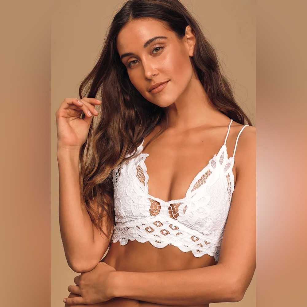 FREE PEOPLE Adella Lace Bralette Size Large NWT - Picture 1 of 12